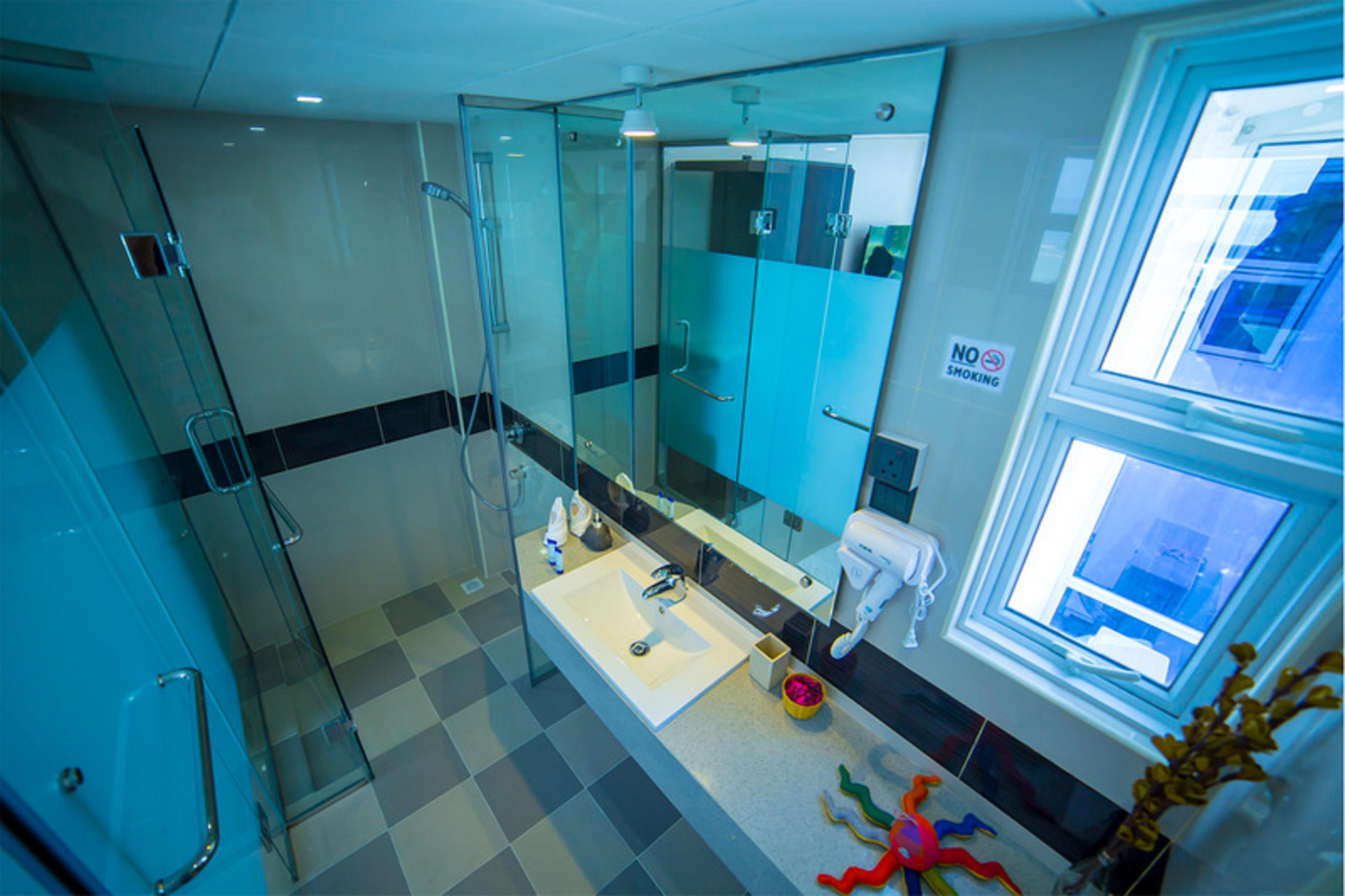 The White Harp Beach Hotel Male Bagian luar foto
